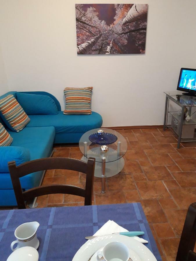 Apartment Porat *